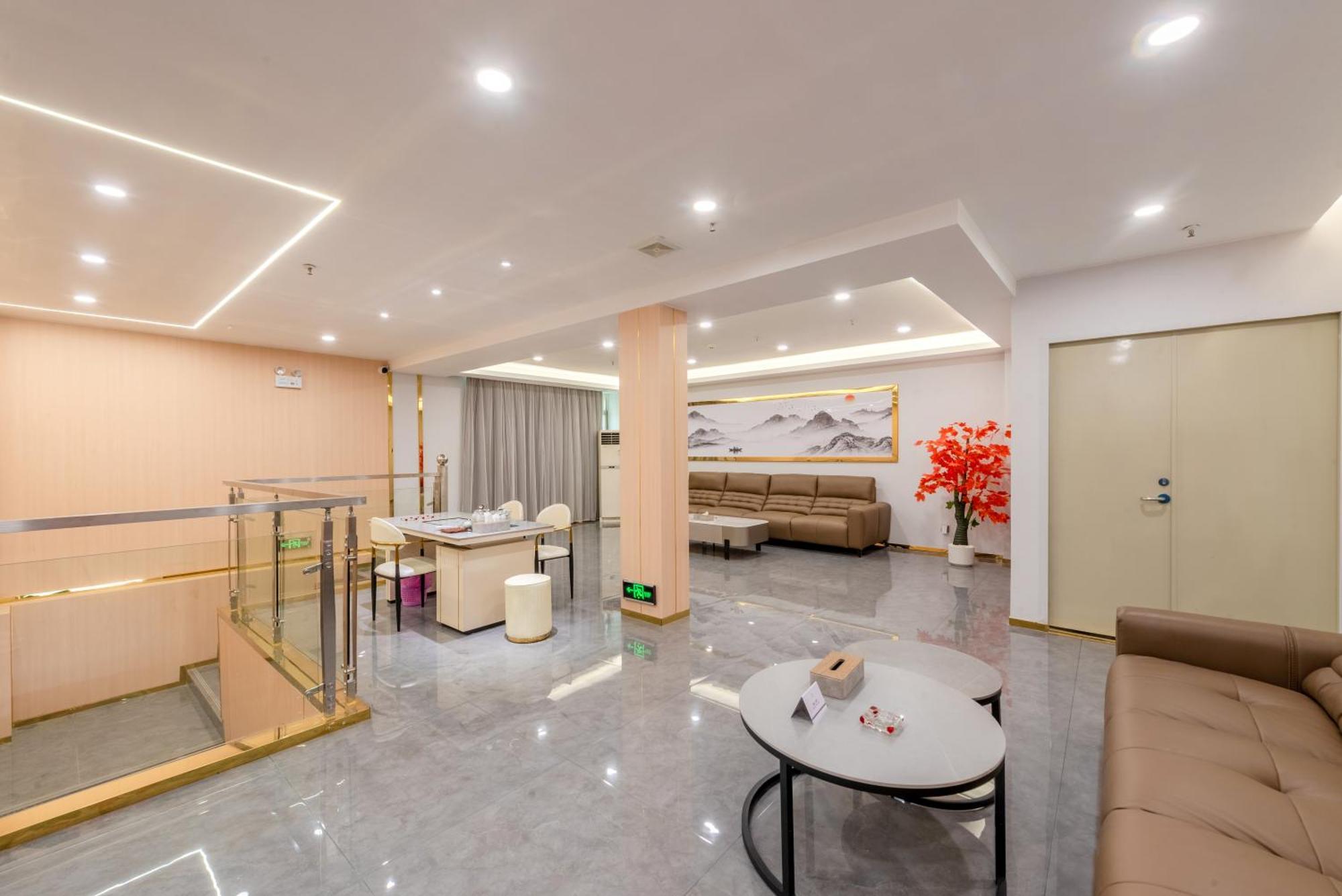 Huahang Hotel - Guangzhou Baiyun International Airport - Free Airport Shuttle Bus Extérieur photo