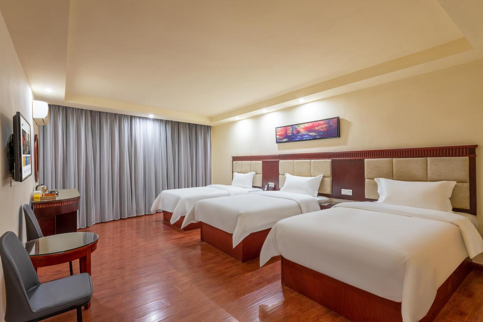 Huahang Hotel - Guangzhou Baiyun International Airport - Free Airport Shuttle Bus Extérieur photo